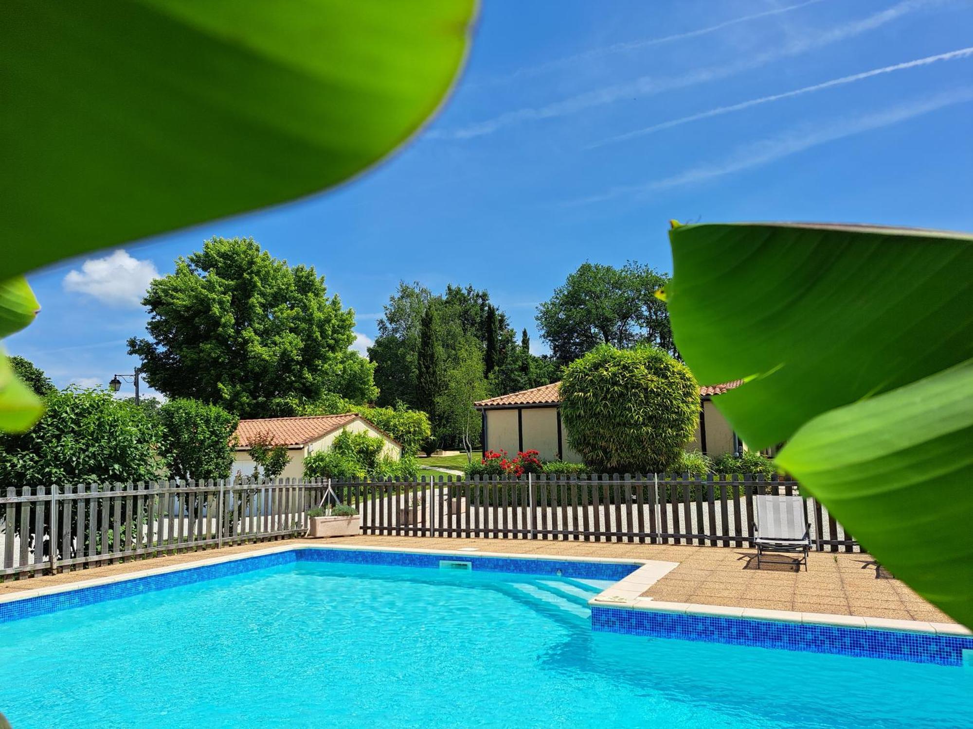 La Barde Montfort, Votre Maison D'Hotes A 4 Kms De Sarlat Dordogne Vitrac  Bagian luar foto